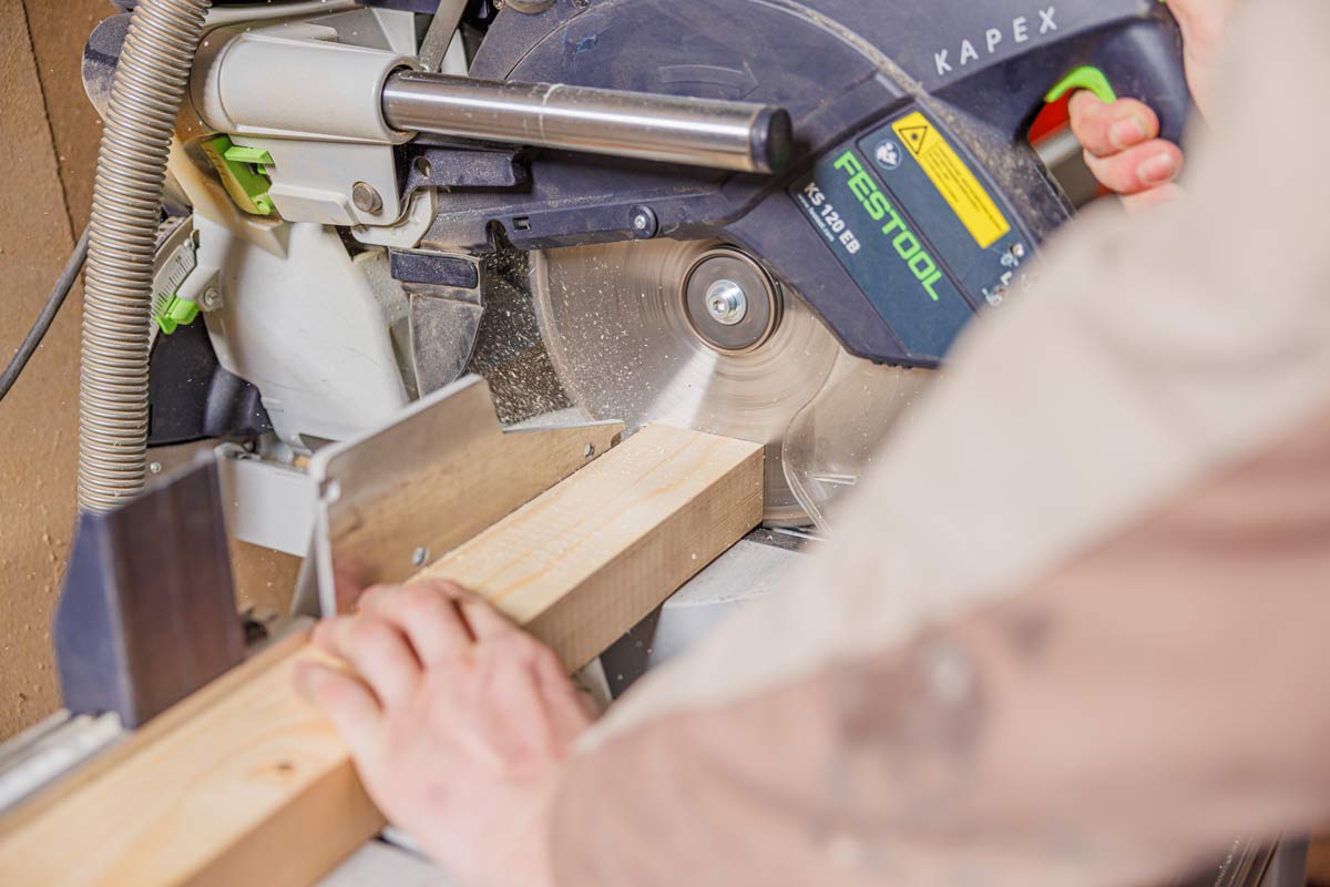 Holz-Material mit Qualität von Fachpersonal in Sondermaß gesägt